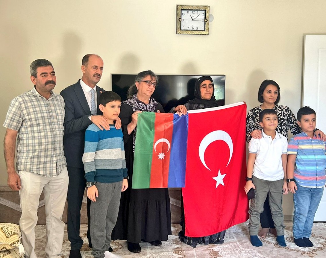 Azerbaycanlı şehit pilot Abbas Kasımov'un ailesi Şanlıurfa'da ağırlandı