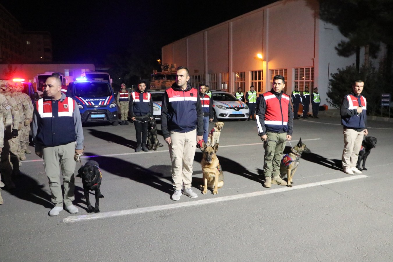 Urfa’da jandarmadan uyuşturucu operasyonu: Gözaltılar var