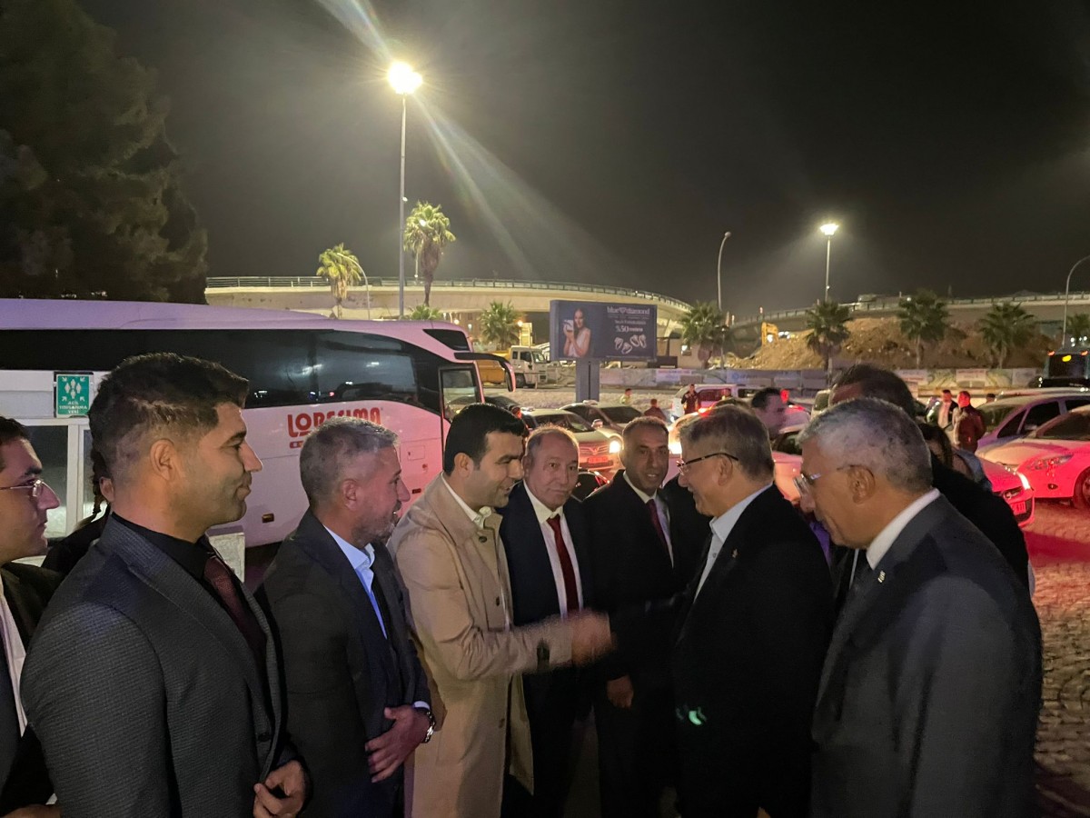 Ahmet Davutoğlu Şanlıurfa'da