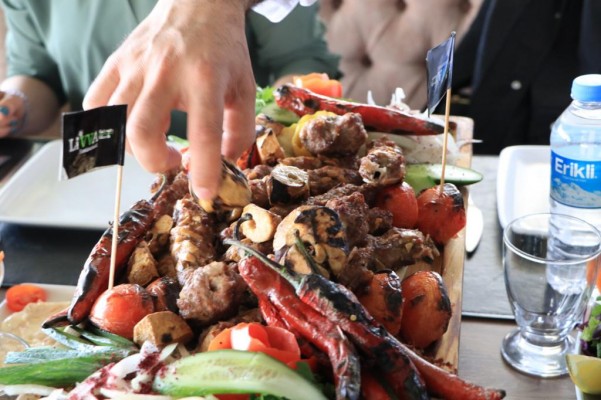 Keme kebabı Şanlıurfa’da gurmelerini bekliyor