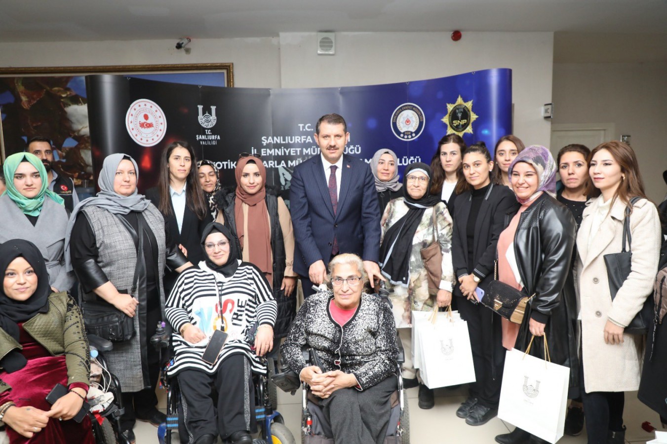 En iyi narkotik polisi anne! Urfa ve ilçelerinde eş zamanlı program...