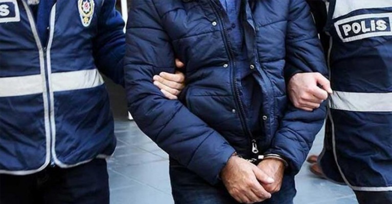 Urfa'da sokak satıcılarına operasyon: 4 gözaltı