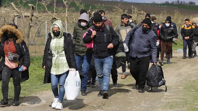 Seçilmiş: Geri gönderme merkezlerimizde yaklaşık 18 bin düzensiz göçmen bulunuyor