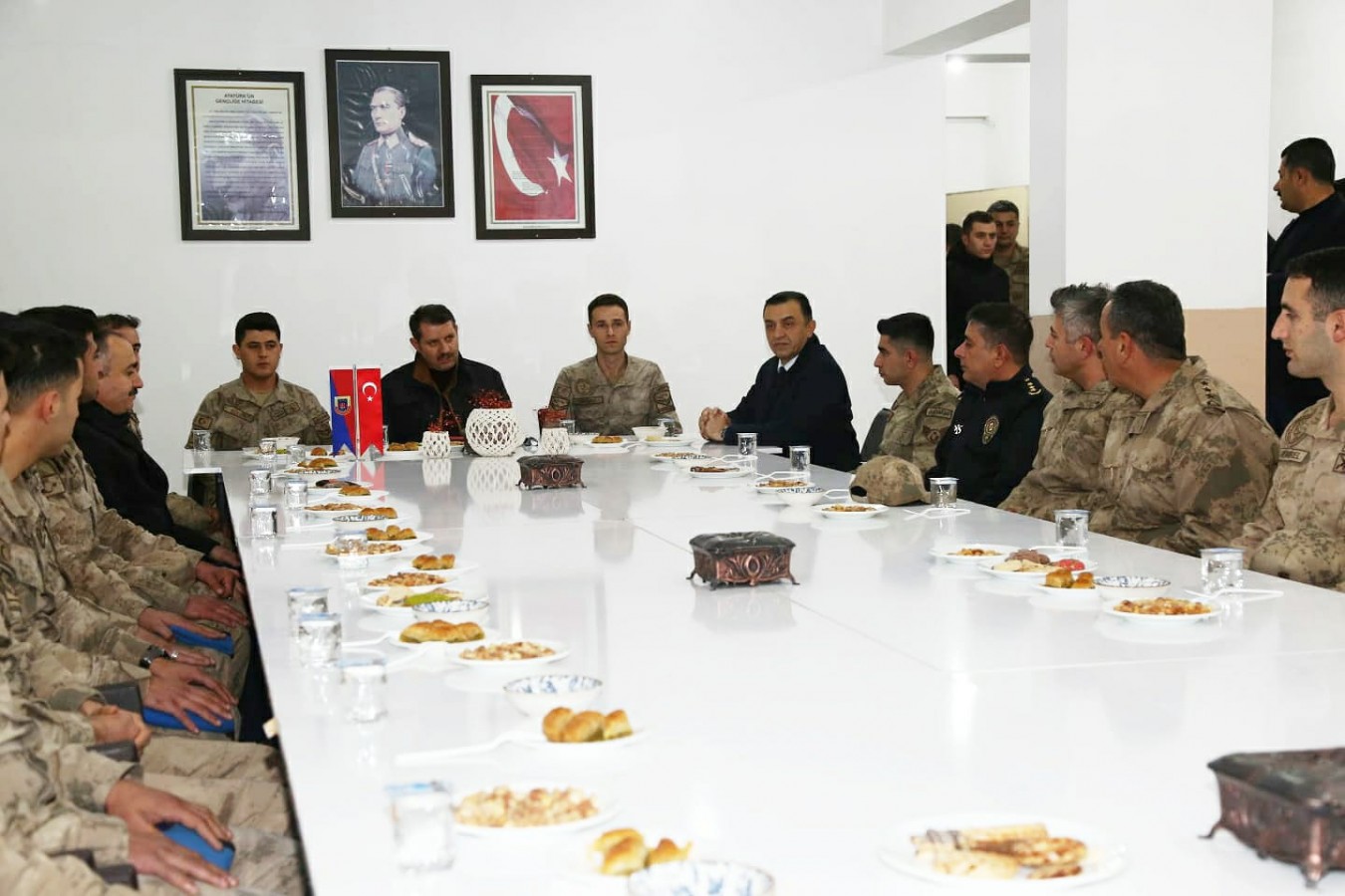 Urfa protokolü sınırdaki askerleri yalnız bırakmadı