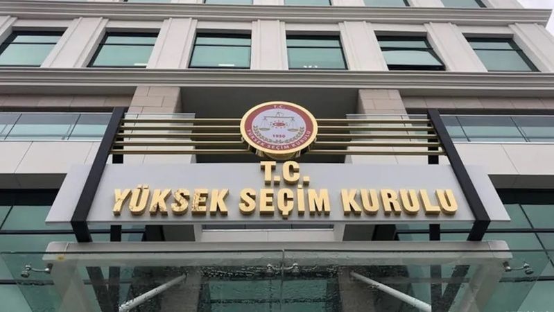 YSK'den 'bakan' kararı: İstifa etmelerine gerek yok