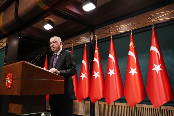 Cumhurbaşkanı Erdoğan: Tam kapanmaya geçiyoruz