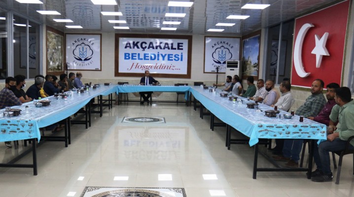 Yalçınkaya esnafa kulak verdi