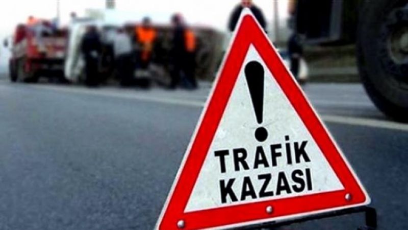 Urfa’da otomobiller kafa kafaya çarpıştı: 4 yaralı
