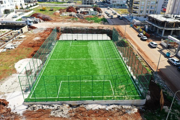 Haliliye'de halı saha çalışmaları