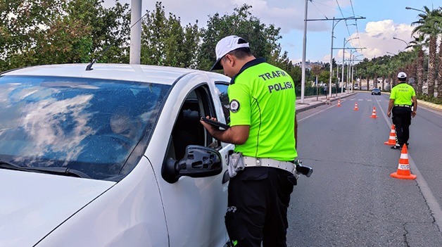 Urfa’da sürücülere ceza yağdı