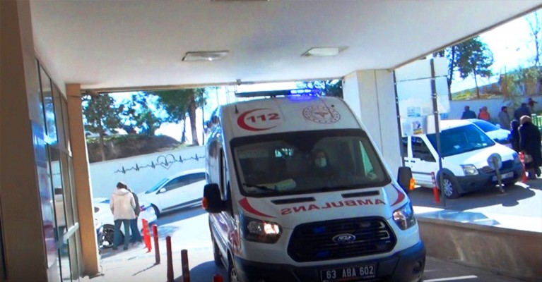 Şanlıurfa'da otomobil devrildi: 5 yaralı