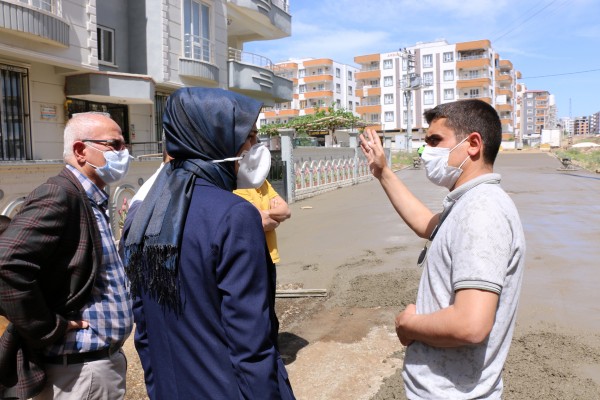 Çakmak, yol çalışmalarını denetledi