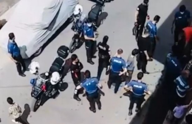 Şanlıurfa'da madde bağımlıları yol kesti
