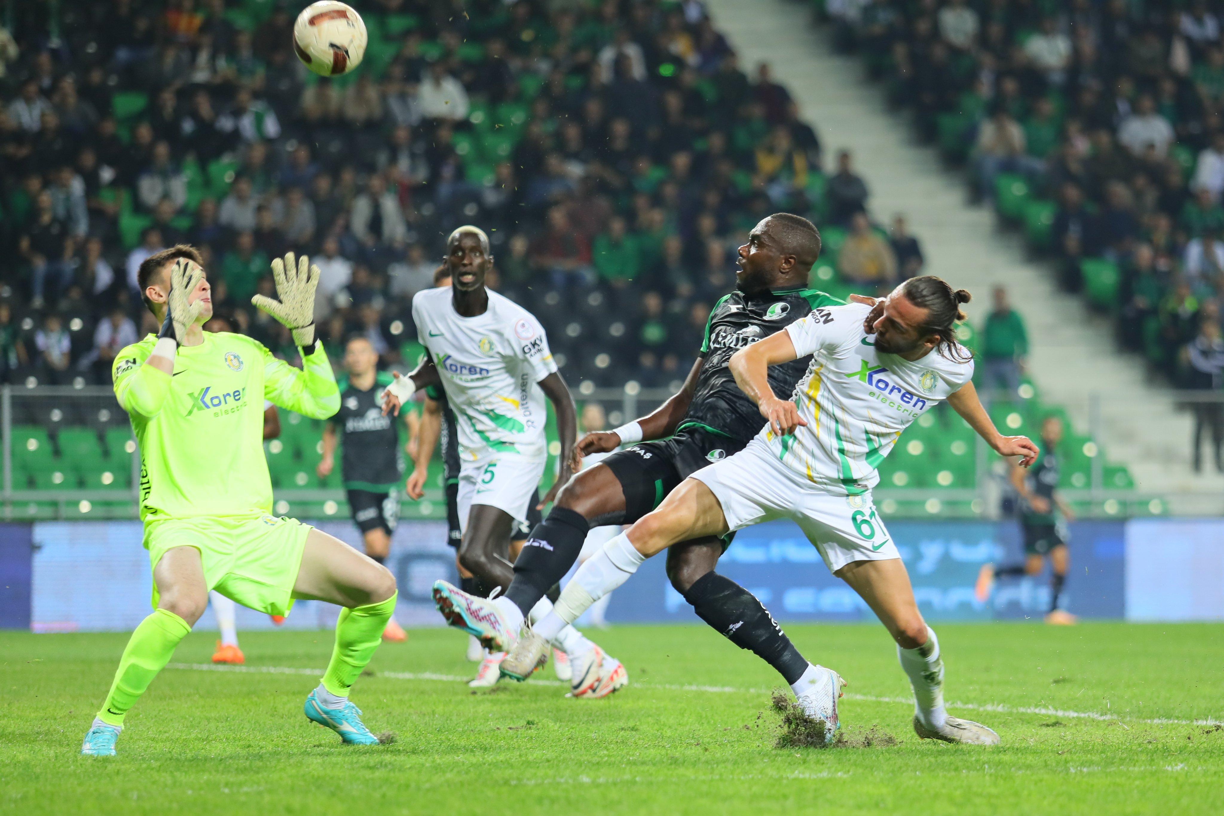 Şanlıurfaspor Başkanı İzol: Hakem hatalarından 13 puan kaybettik