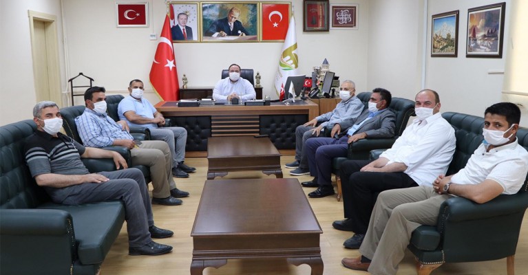  Ekinci, muhtarlarla ilçe sorunlarını konuştu