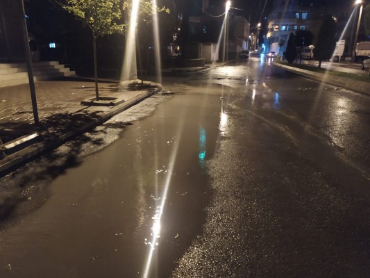 Şanlıurfa'da baharda sağanak yağış