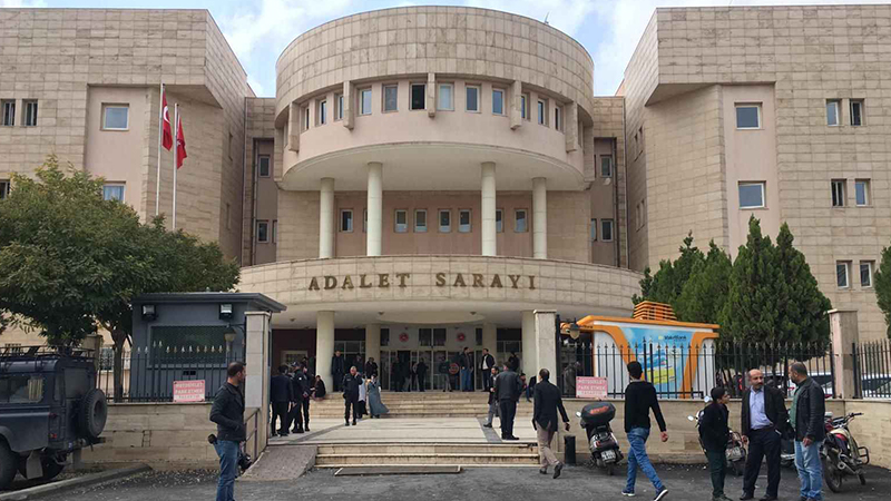 Viranşehir'de 1 milyon TL'lik hırsızlık: 1 tutuklandı, 1 serbest