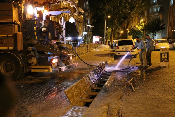 ŞUSKİ tam kapanmada çalışmalarını sürdürüyor