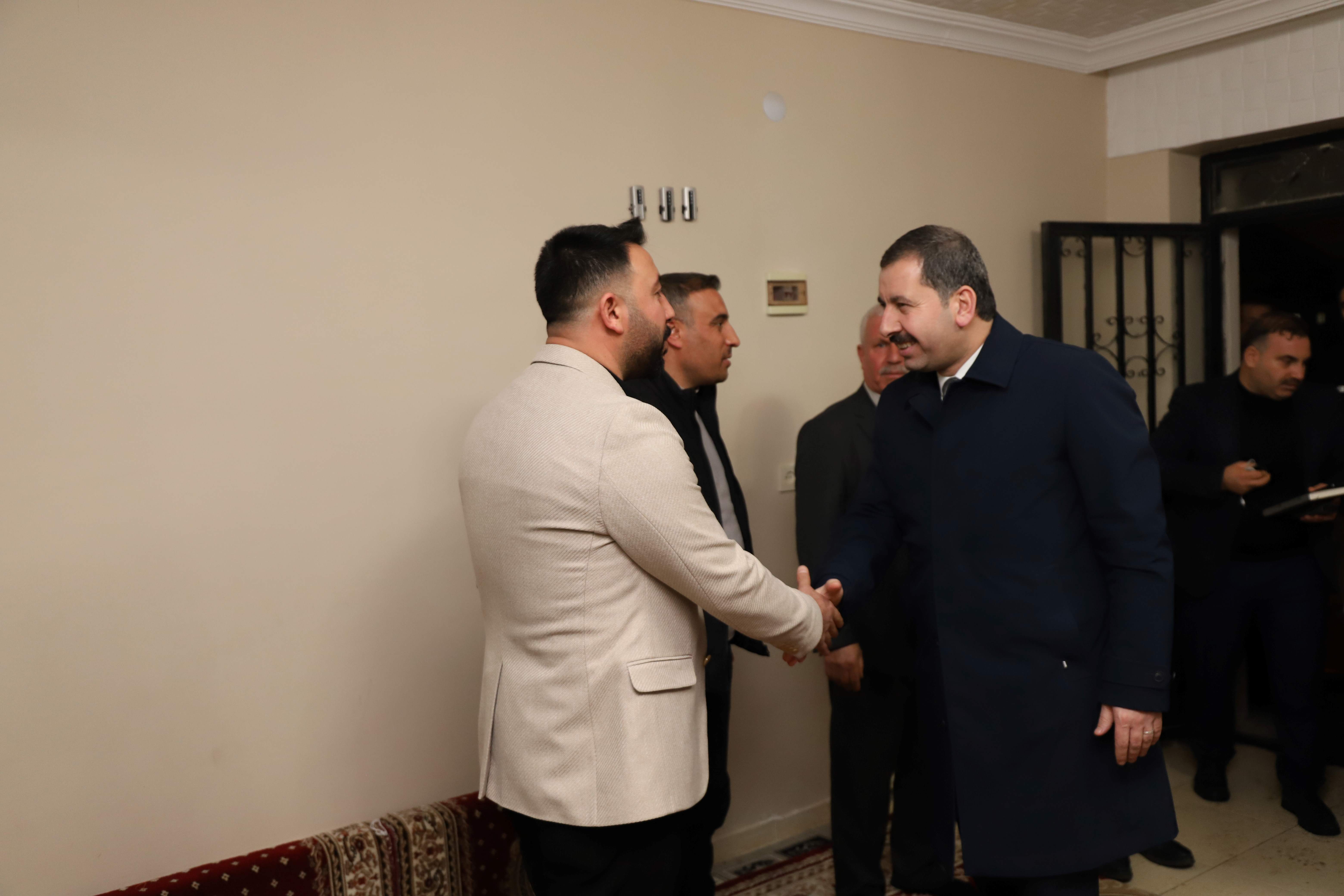 Metin Baydilli ev toplantılarına katıldı