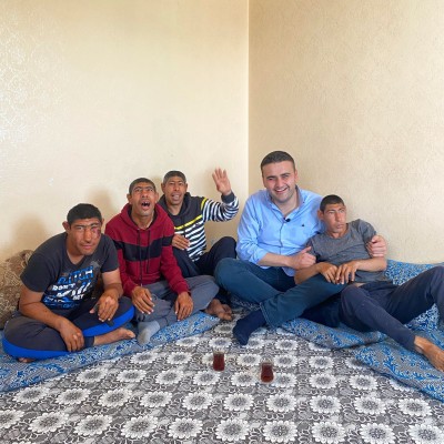 Fenomen şeften Urfalı engelli kardeşlere sürpriz