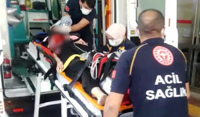 Şanlıurfa'da 4'üncü kattan düşen kadın ağır yaralandı