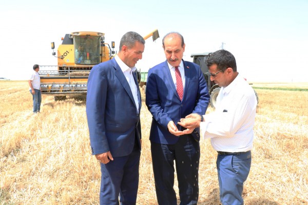 Yalçınkaya çiftçileri unutmadı