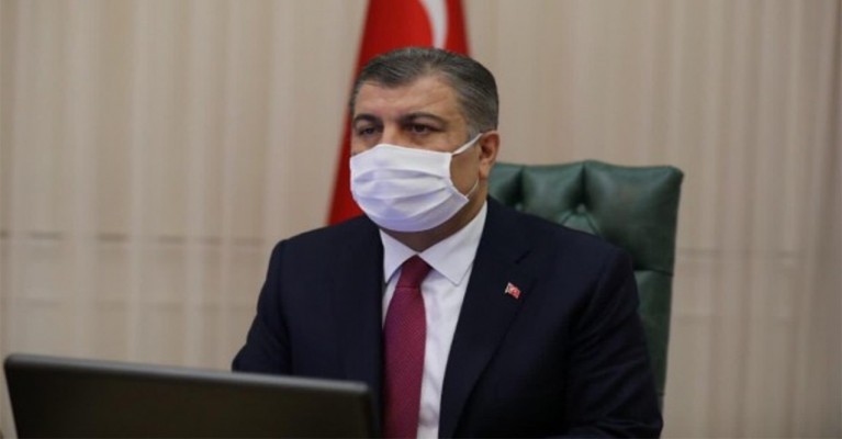 Bakan Koca: Bu yaz maskeli son yazımız olacak