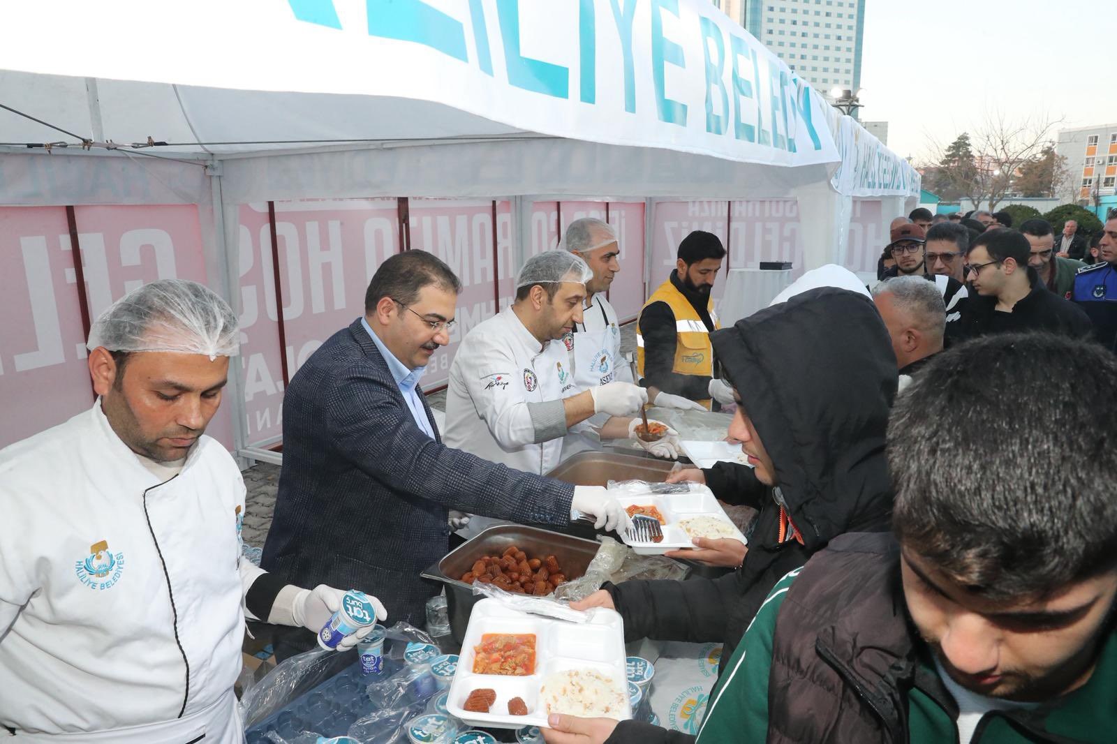 Canpolat: Temel gayemiz vatandaşımızın gönlüne dokunmak!