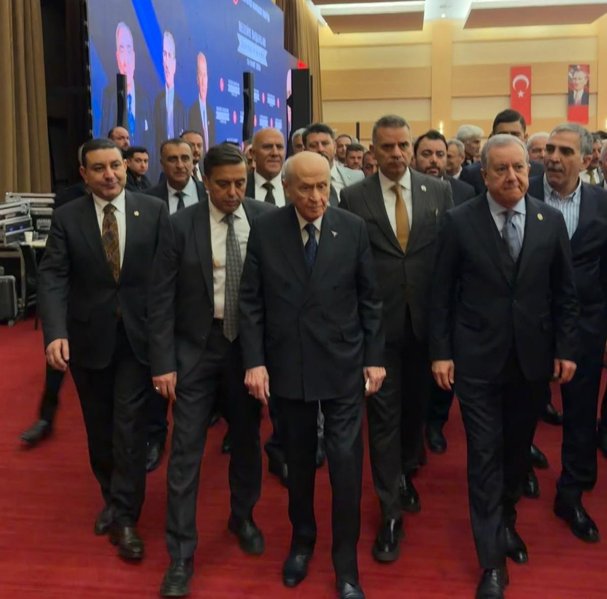 BAŞKAN ÖZYAVUZ MHP'NİN ANKARA'DAKİ BELEDİYE BAŞKANLARI İFTAR PROGRAMINA KATILDI