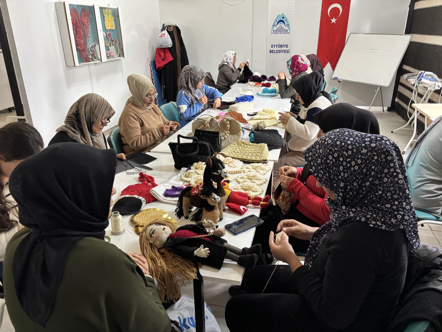Eyyübiyeli Kadınlar Hayata Tutunmayı Öğrendi