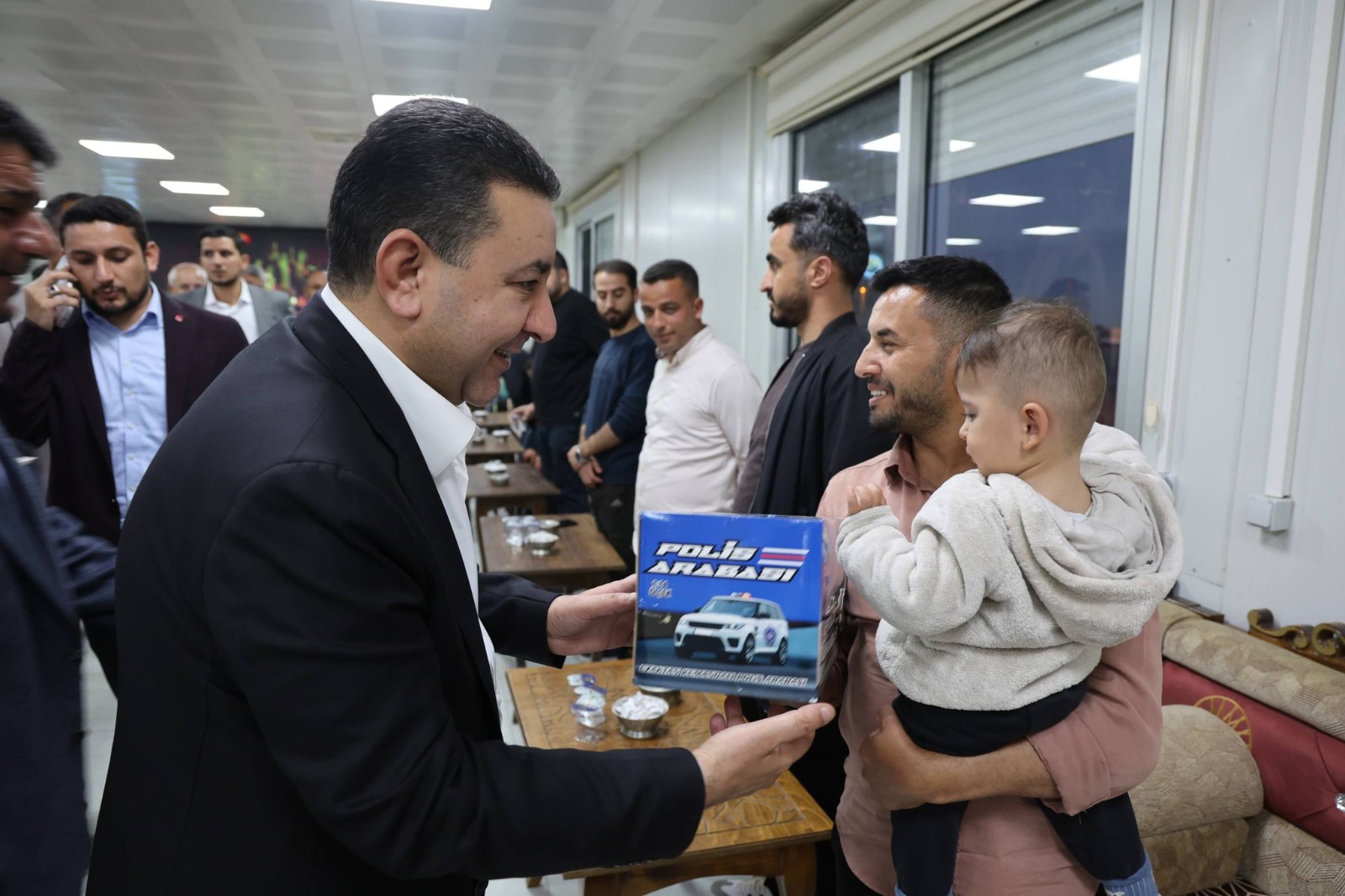 BAŞKAN ÖZYAVUZ TOKİ KONUTLARI SAKİNLERİYLE BULUŞTU