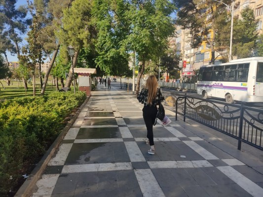 Şanlıurfa'da kısıtlamaya rağmen hareketlilik yaşandı