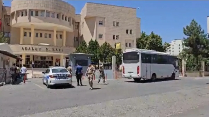 Şanlıurfa’da 13 kilo altın ve 2 milyon TL’lik gasp: 9 şüpheli yakalandı