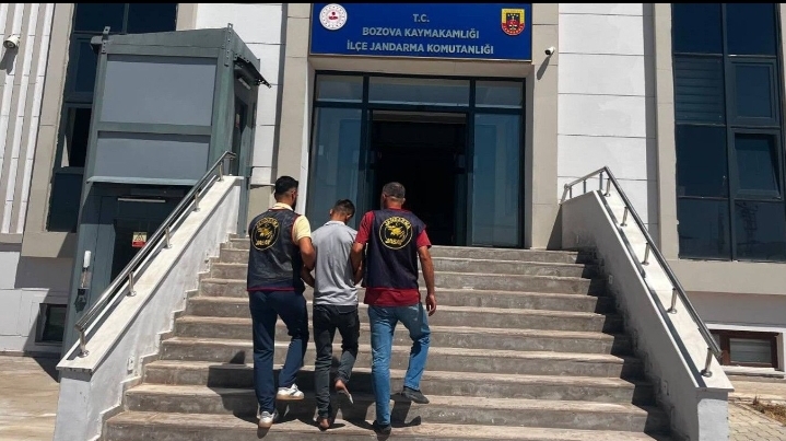Bozova'da 6 yıl hapis cezası bulunan firari yakalandı!