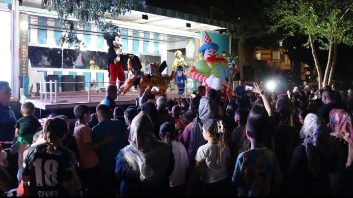 Haliliye’de yaz konserleri mahallelerde coşkuyla devam ediyor