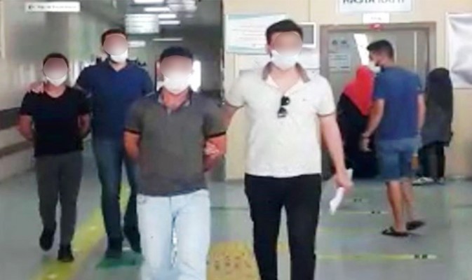 Evlere dadanan hırsızlar yakalandı