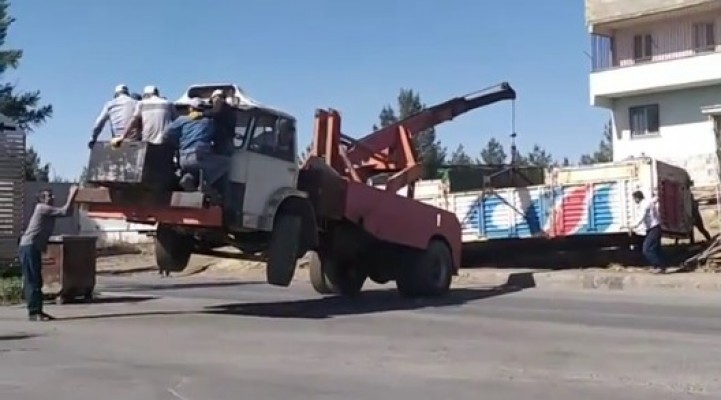 Kazaya davetiye çıkarttılar