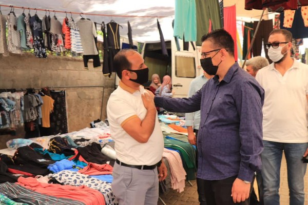 Albayrak, esnaf ve vatandaşlarla buluştu