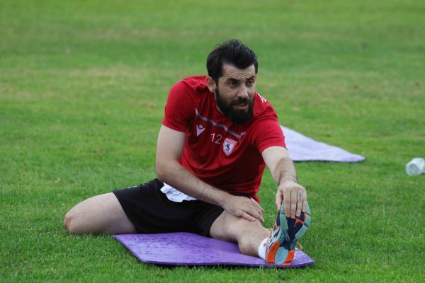 Şanlıurfaspor’la anlaşıp Diyarbekirspor’a imzayı attı