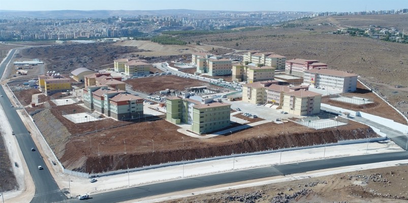 Bakan Özer’den Urfa’nın komşu iline eğitim yatırımları için ek bütçe