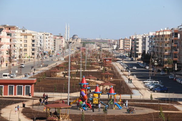 Viranşehir’de park çalışmaları devam ediyor