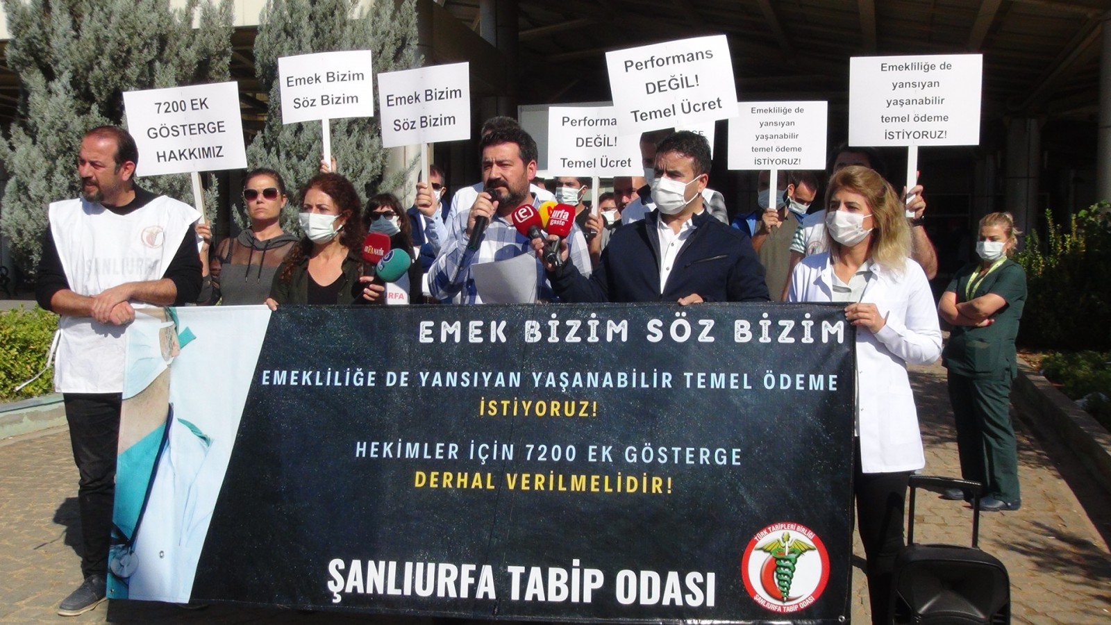 Urfa Tabip Odası: “Ek ödeme değil tek ödeme istiyoruz”