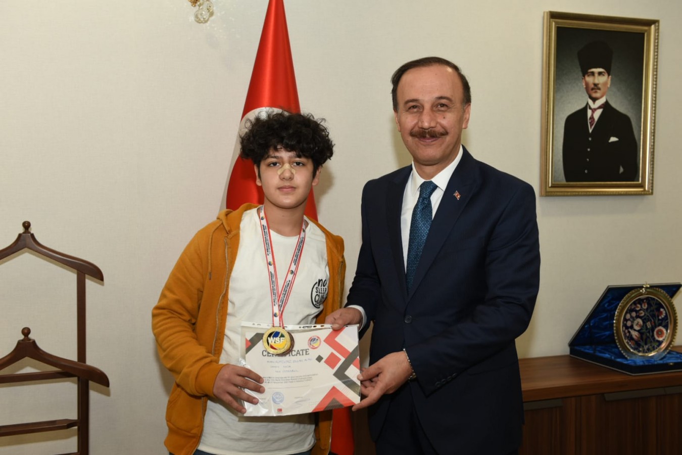 Şampiyonluk sevincini Şanlıurfalılarla paylaştı
