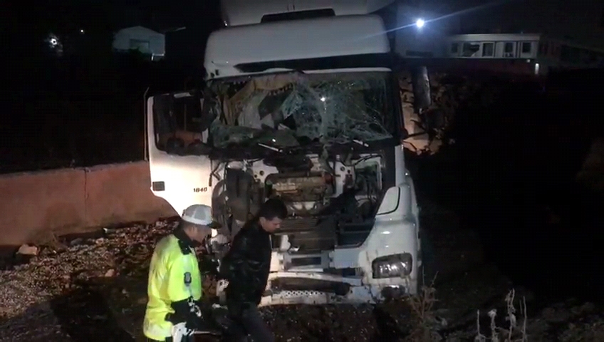 Şanlıurfa'da korkunç kaza! 20 yaralı