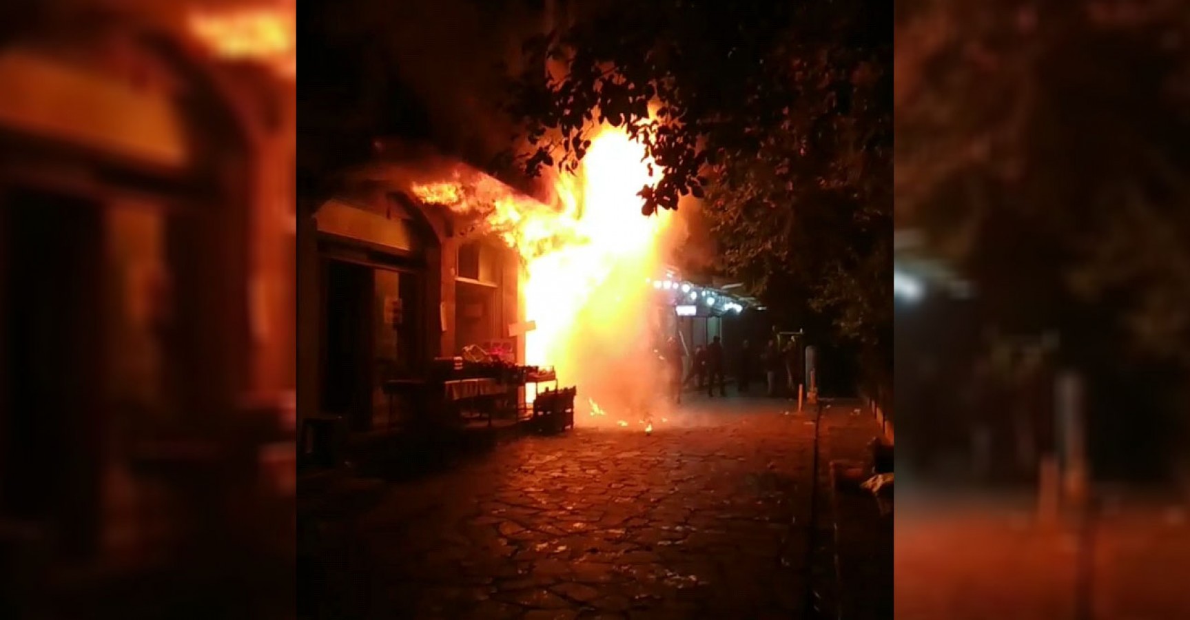 Şanlıurfa'da işyeri alev alev yandı!