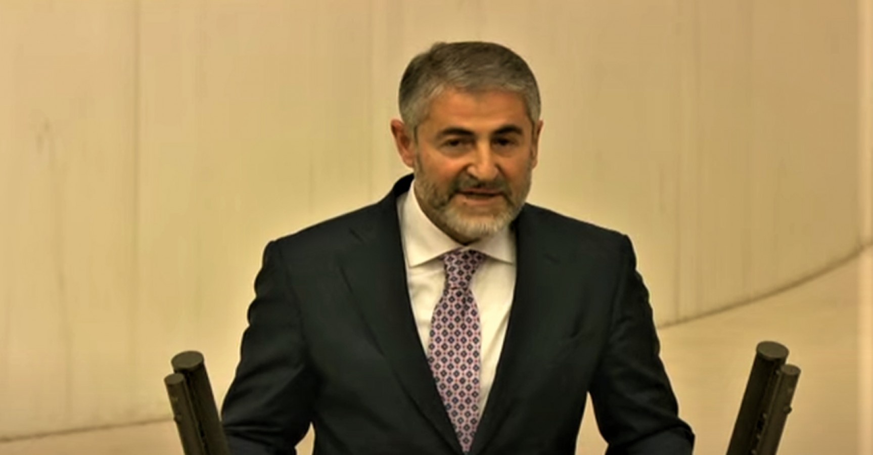Urfalı bakan TBMM'de yemin etti