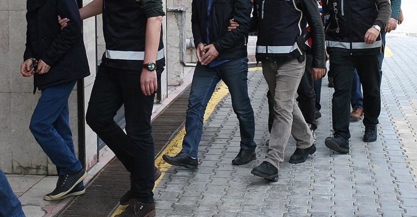 Urfa’da aranan şahıslar operasyonu! Gözaltılar var