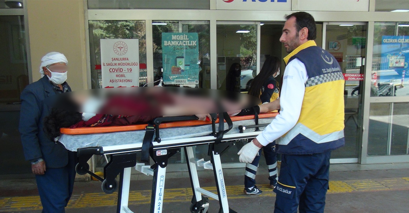 Hilvan'da çamaşır asarken balkondan düştü