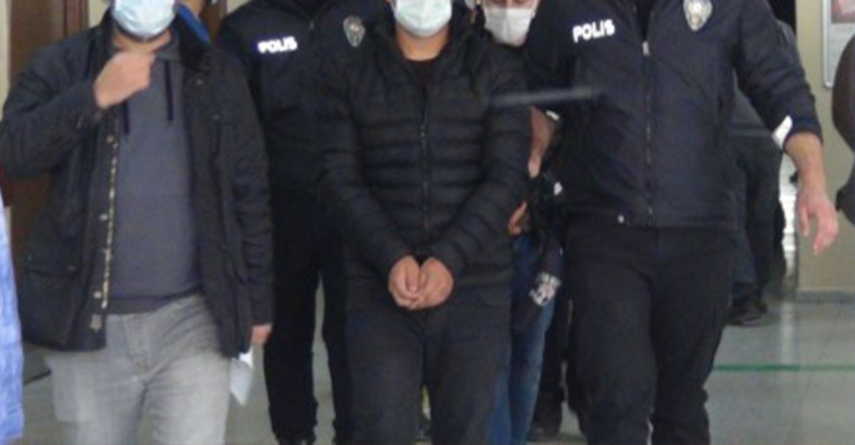 Narkotik’ten “torbacı” operasyonu: 5 gözaltı