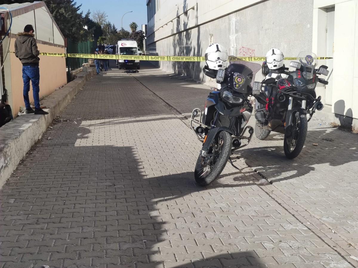 Urfa’da intihar! Otel odasından atladı